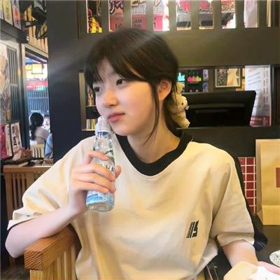 女税务员